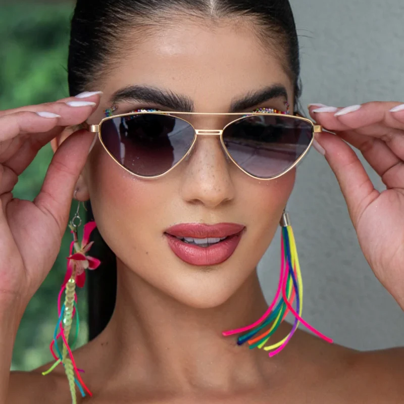 Óculos de Sol Gatinho Paola Dourado